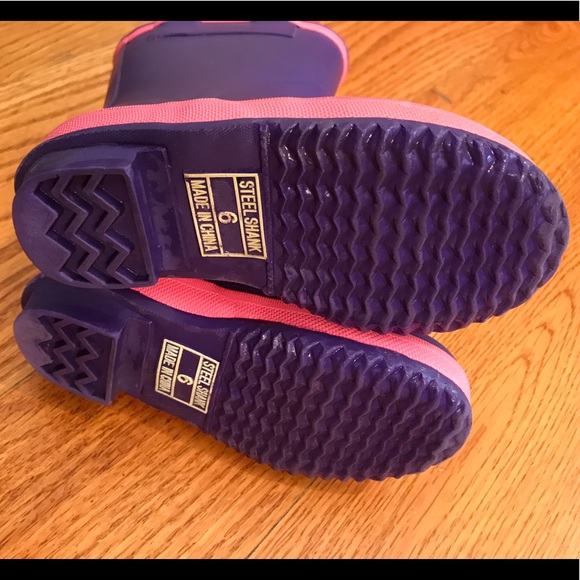 EUC Carter’s Rain Boot, Purple - Picture 4 of 4